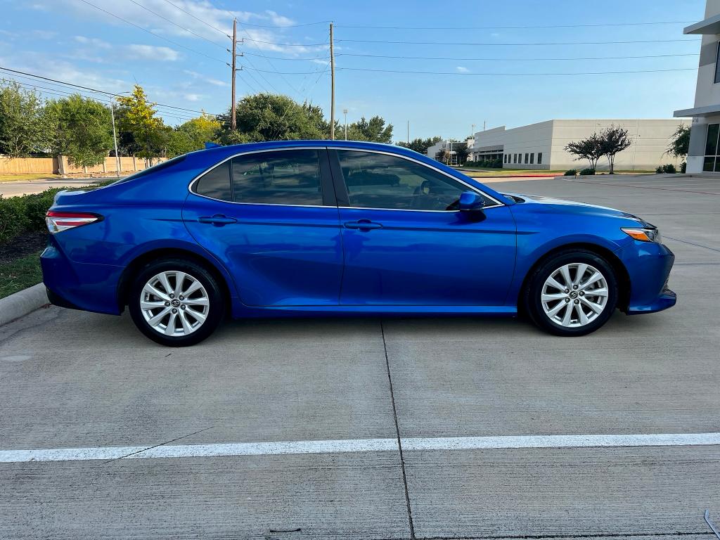 2020 Toyota Camry LE